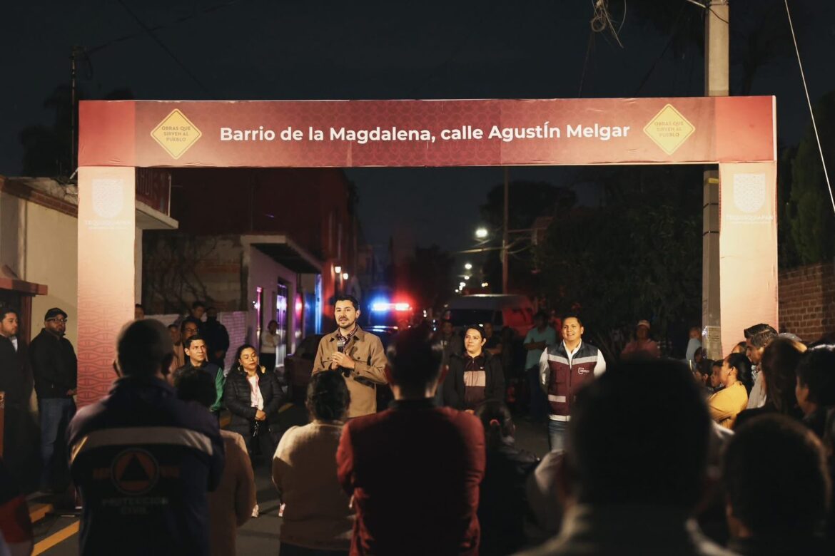 Hector Magaña entrega obra vial en el barrio de La Magdalena