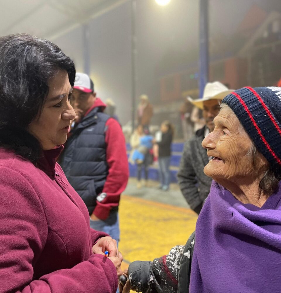 Senadora Bety Robles realiza gira de trabajo por la Sierra Gorda de Querétaro